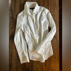 Banana Republic Tailored Fit Women’s White Dress Shirt